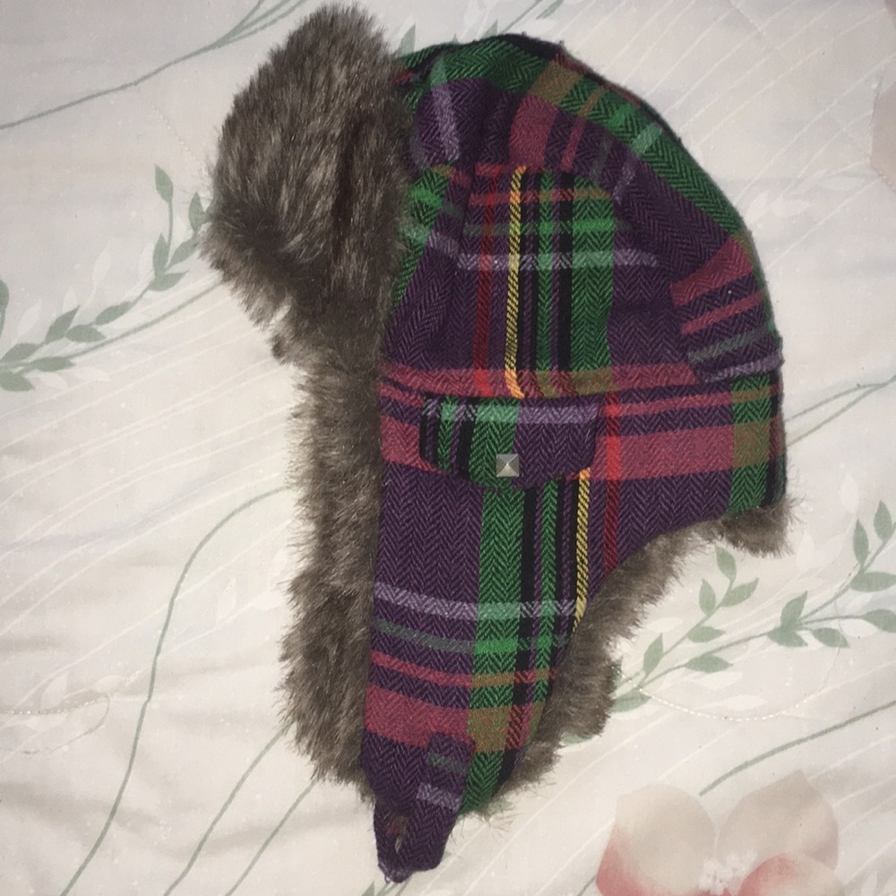 Warm fuzzy hat
